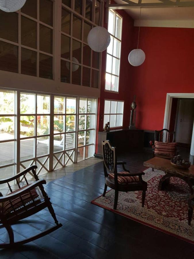 élégante: Seaview Retreat *